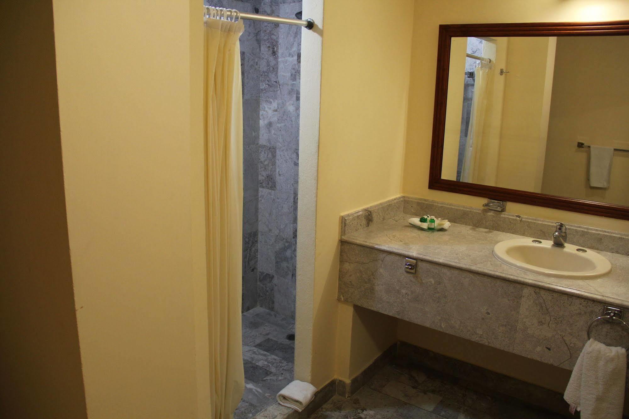 Hotel Tehuacan Plaza Zewnętrze zdjęcie